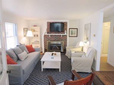 House Pet-friendly Northwest Harwich