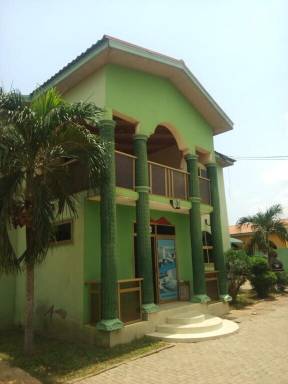 House Tema New Town