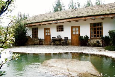 Lodge Fireplace Huaraz