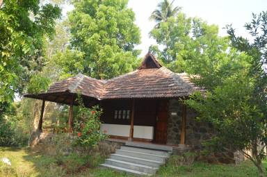 Lodge Thodakayam