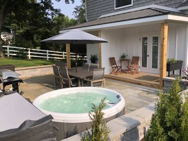 House  Saugatuck