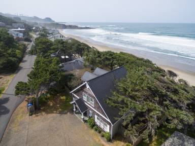 179 m² House