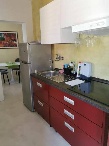 Apartment with patio, garden & barbecue — photo 4