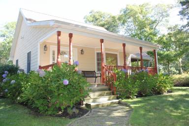 House Oak Bluffs