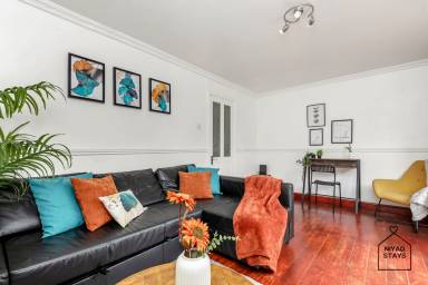 80 m² House