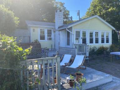 Cottage  Guilford