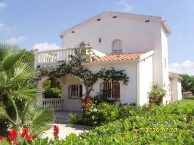 Casa  les Tres Cales