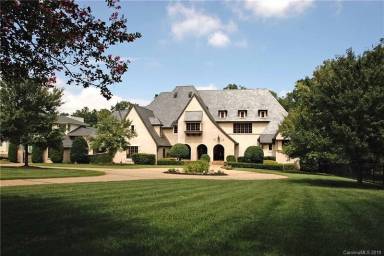 House Myers Park
