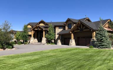 House Ashton