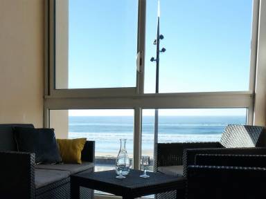 Exquisita casa vacacional apropiada para familias con terraza | Cerca de la playa | Se admiten mascotas