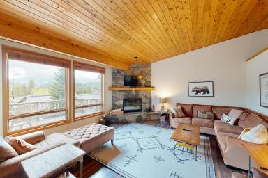 177 m² Condo