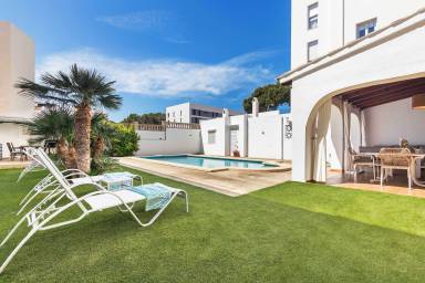 140 m² House