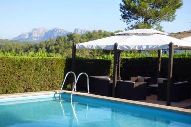 Casa rural apropiada para familias con jardín y piscina | Vistas al mar | Admite mascotas