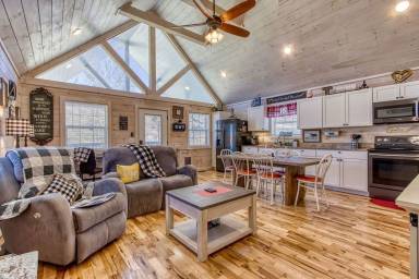 Cabin  Wears Valley