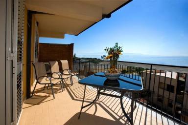 Aparthotel Santa Teresa di Riva