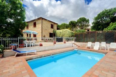 House Pool San Severino Marche