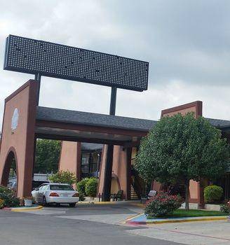 Executive Inn — photo 4