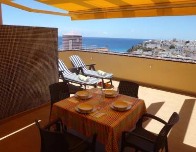 Komfortable Ferienwohnung in Morro Jable mit Großer Terrasse und Neben dem Strand