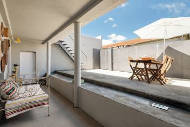 Casa rural con barbacoa, terraza y jardín