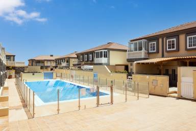 Casa totalmente attrezzata con piscina, terrazza e giardino | Vicino alla spiaggia