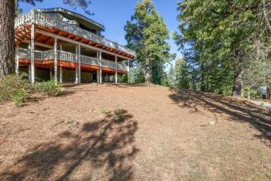 House Shaver Lake