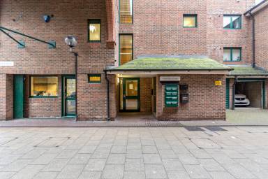 Apartment  Cubitt Town