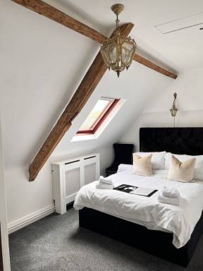 House Bacton