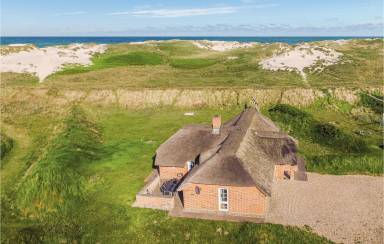 189 qm Ferienhaus für 8 Gäste mit Hund in Houvig Strand, Dänemark