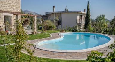 Familienorientierte Ferienwohnung mit Terrasse, Grill und Pool | Hunde erlaubt