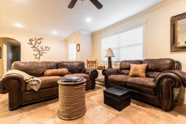 House Waxahachie