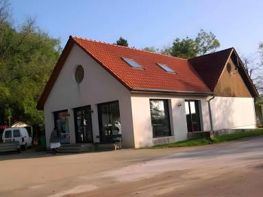 Camping de la Croix d'Arles