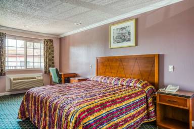 Motel Whittier