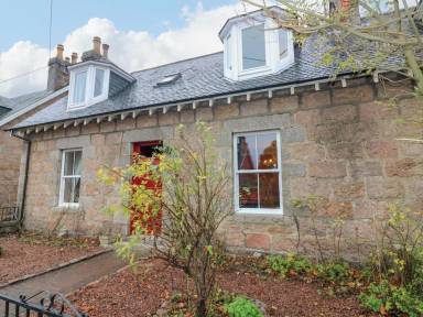Cottage with garden
