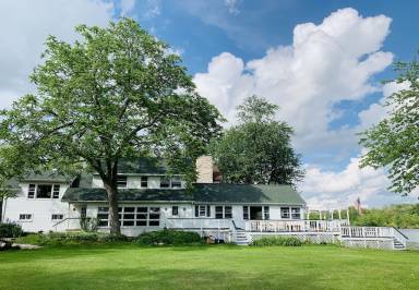 House Whitmore Lake