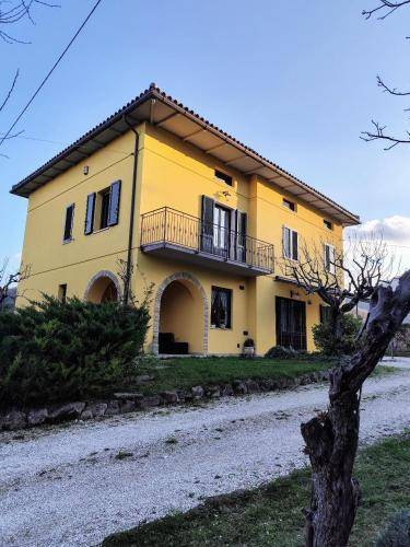 Bed & Breakfast  Cingoli