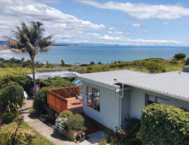Cottage Maketu