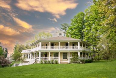 Bed and breakfast  Pentwater