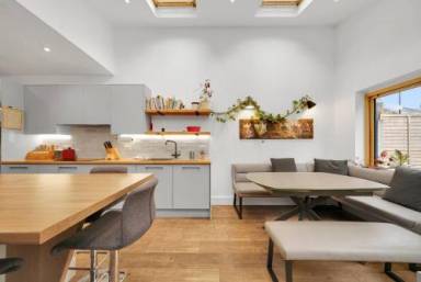 GuestReady - Fabulous home with patio in Cann Hall