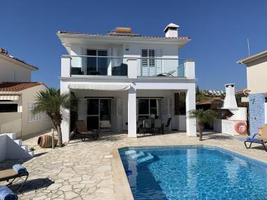 Villa Pissouri