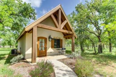 Chalet  Luckenbach