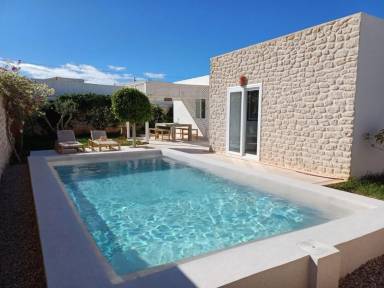 110 m² House