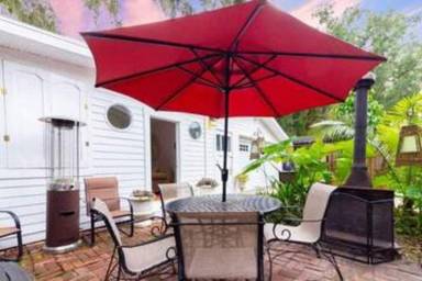 Cottage  Palatka