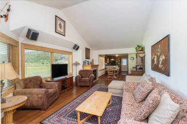 126 m² Condo
