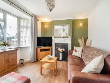 Child-friendly cottage with garden | River view | Close to the beach