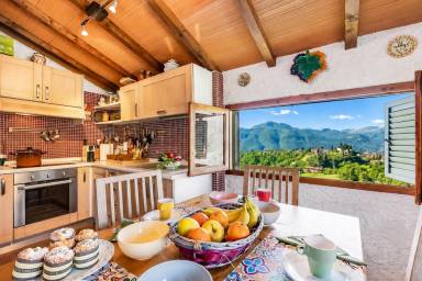 Casa con piscina privata, giardino e terrazza | Vista sulla montagna