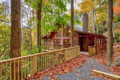 House  Blowing Rock