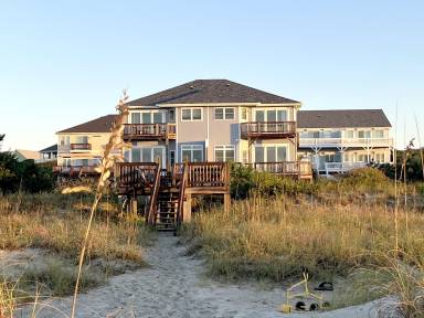 House Emerald Isle