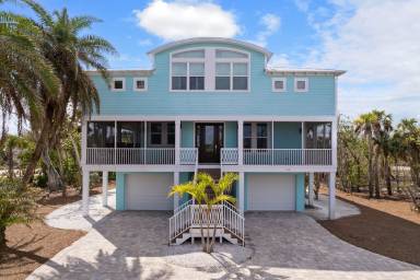 House with BBQ, pool & garden | Suitable for remote work