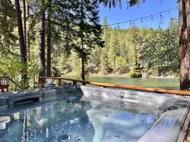 Cabin  Plain