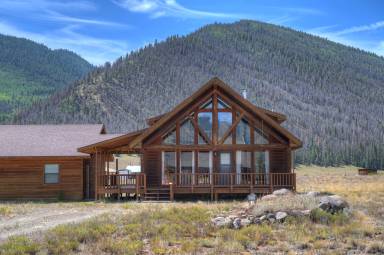 Cabin  Creede